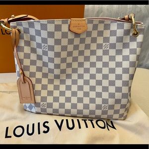 Louis Vuitton Graceful PM
